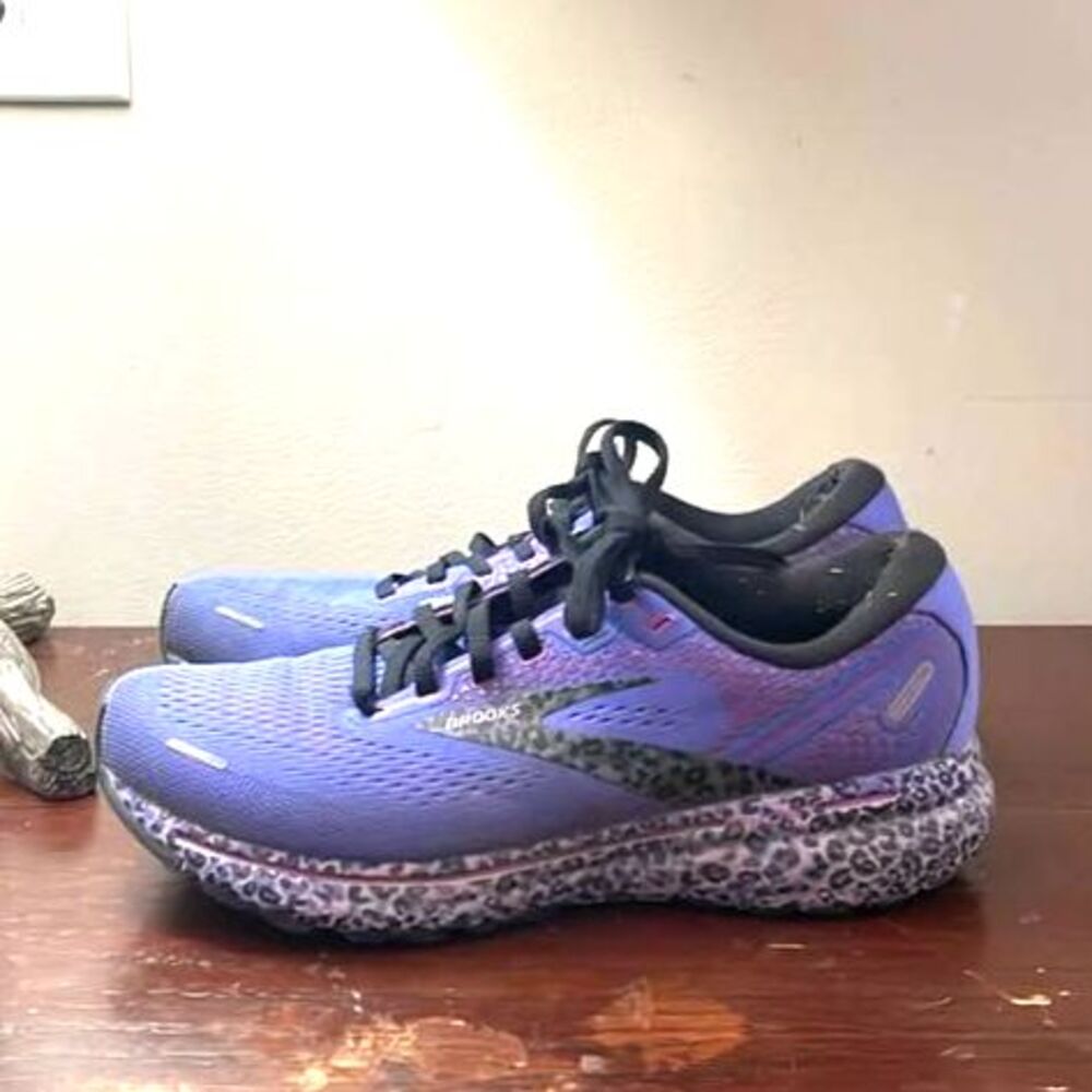 Brooks Ghost 14 Shoes Womens Sz 8 Purple Leopard Running Sneakers 1203561B578